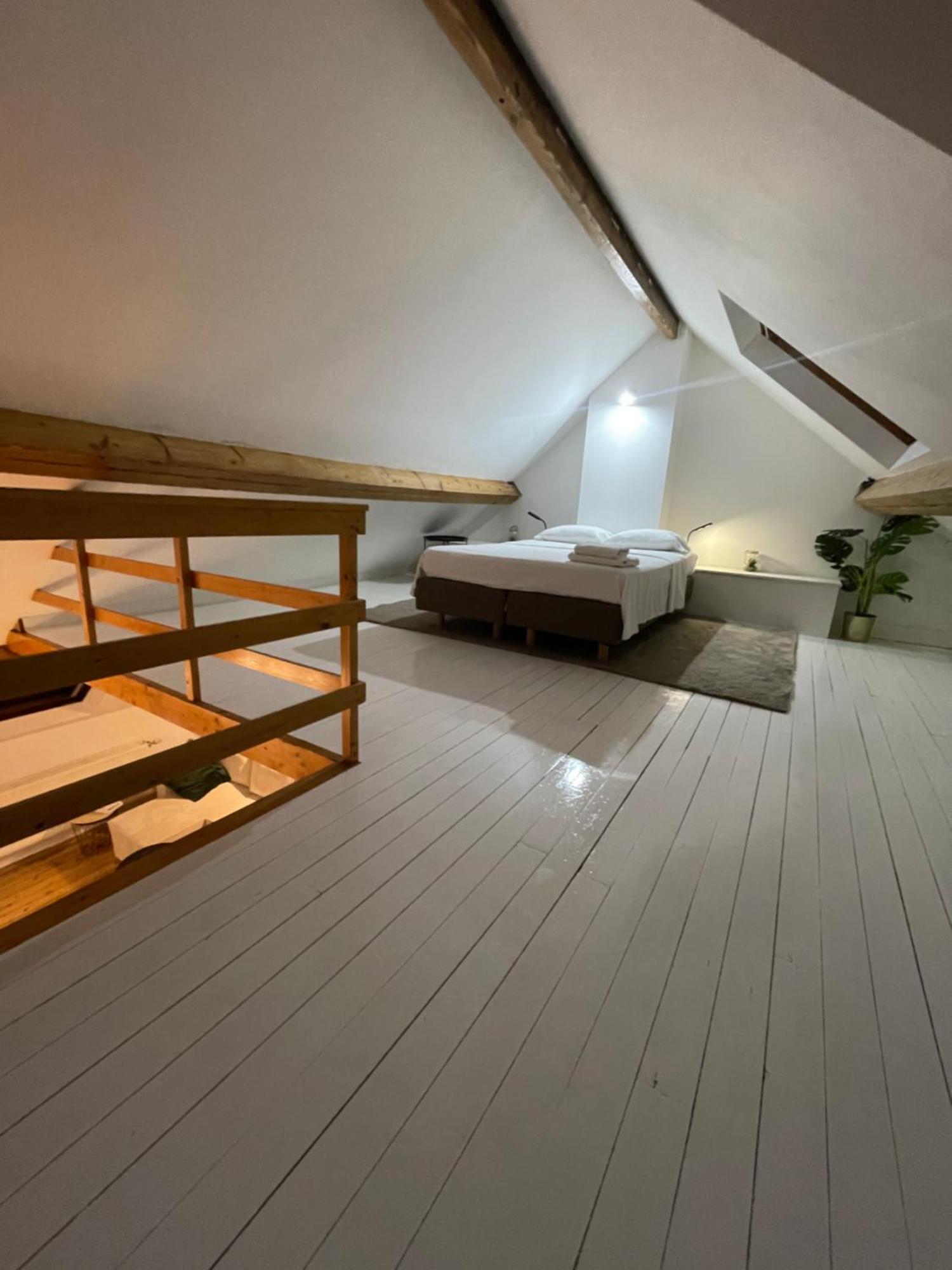 דירות בריסל Attic European Quarter מראה חיצוני תמונה