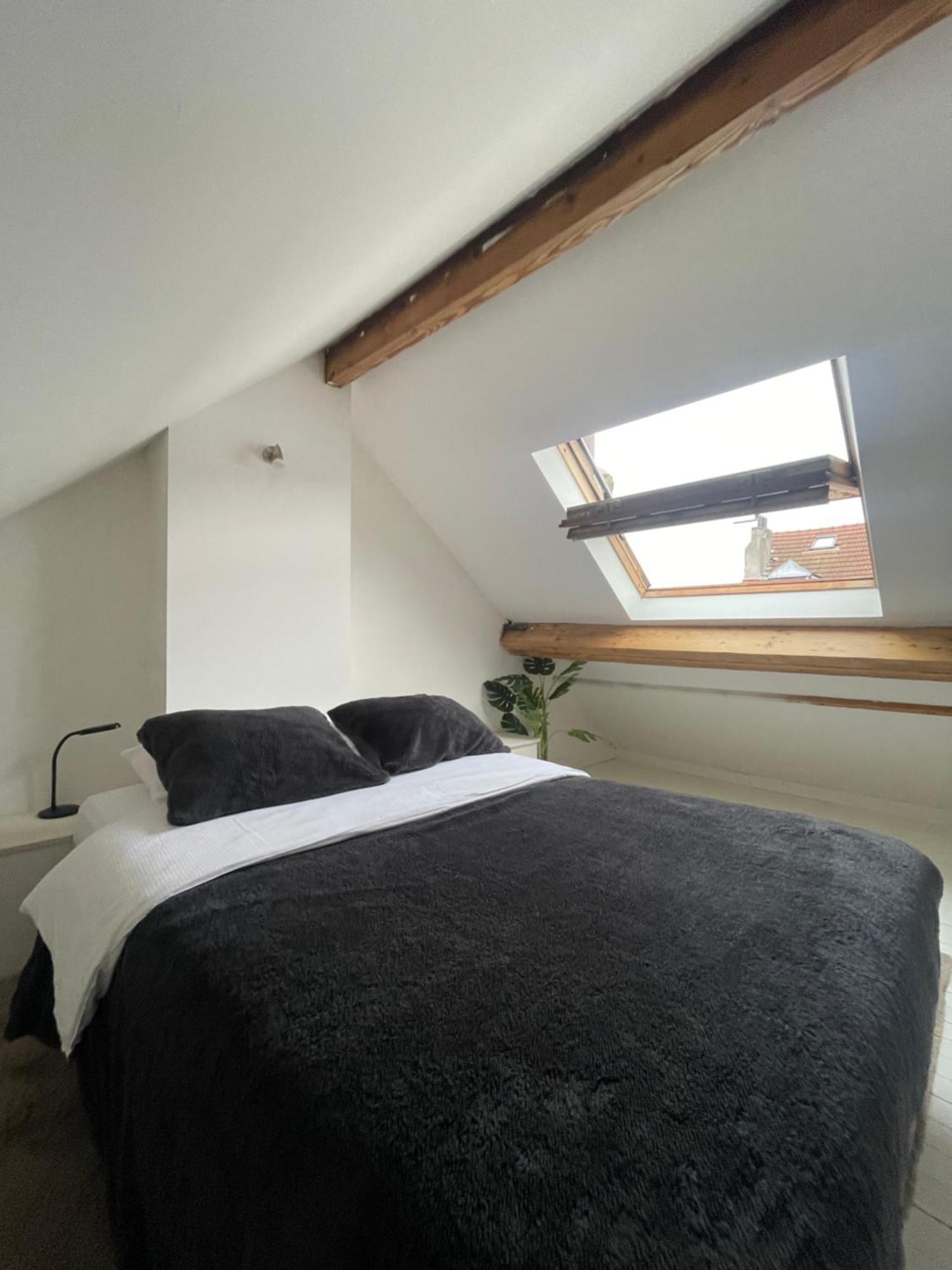 דירות בריסל Attic European Quarter מראה חיצוני תמונה